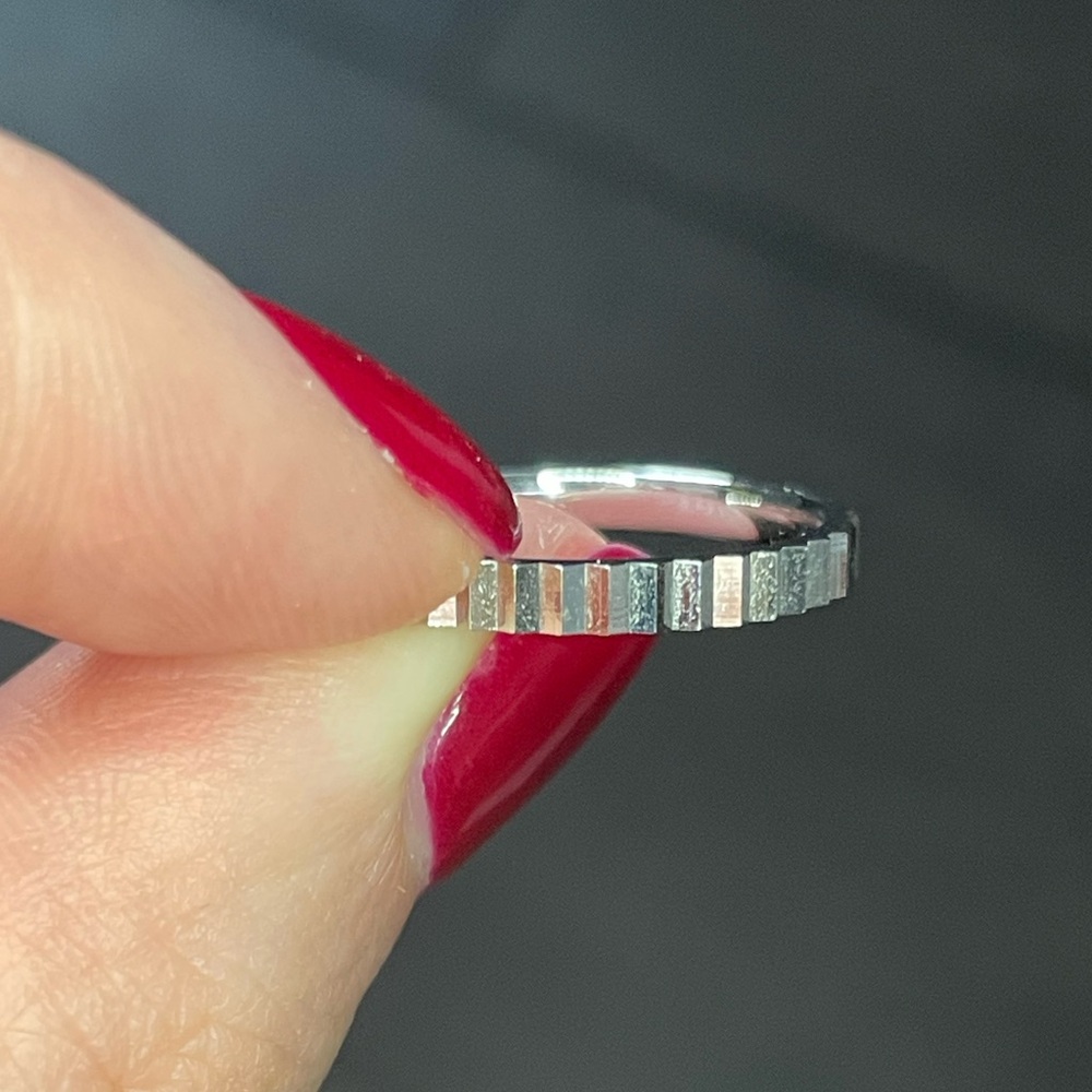 Ring Concierge Fluted White Gold Stackable Ring S… - image 6